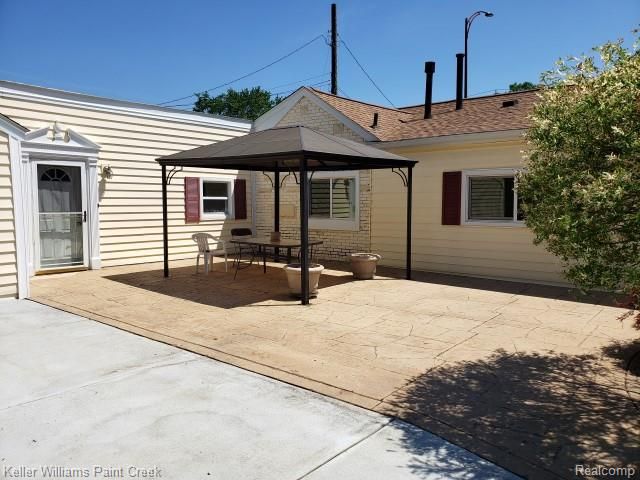 5615 John R Road, Troy, MI 48085