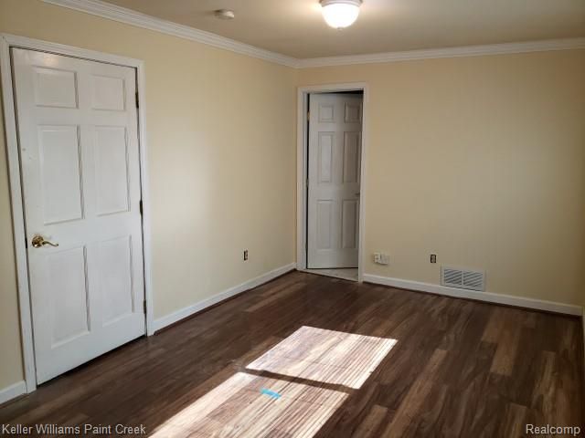 5615 John R Road, Troy, MI 48085