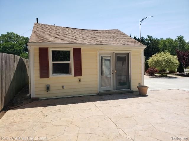 5615 John R Road, Troy, MI 48085