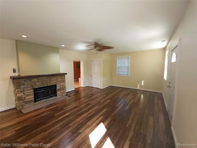 5615 John R Road, Troy, MI 48085