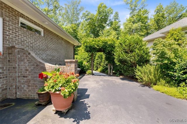 308 Victoria Way, Richmond, VA 23238