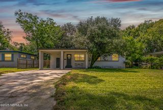 7110 MAYAPPLE Road, Jacksonville, FL 32211