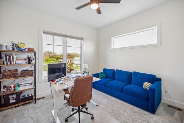 3905 SW 58th Street, Des Moines, IA 50321