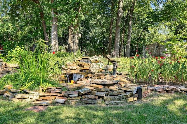 14913 W 71st Terrace, Shawnee, KS 66216