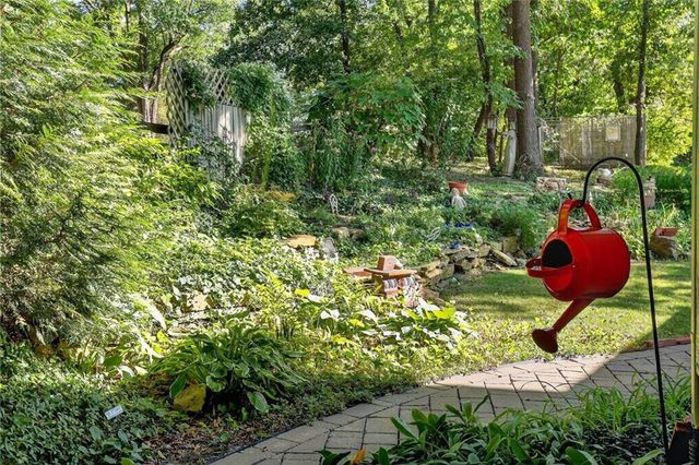 14913 W 71st Terrace, Shawnee, KS 66216