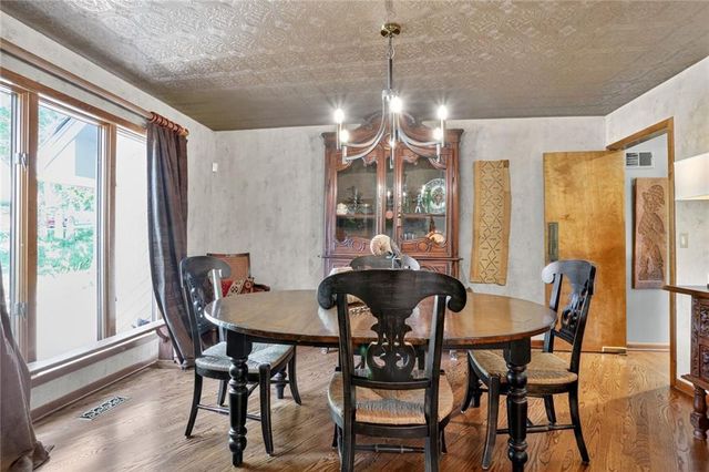 14913 W 71st Terrace, Shawnee, KS 66216