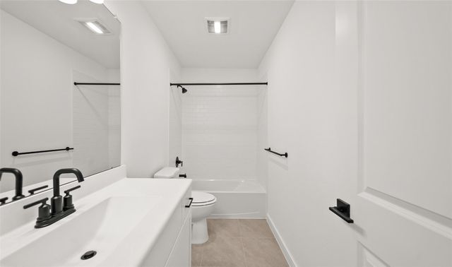 567 Day Station Drive, Dayton, TX 77535