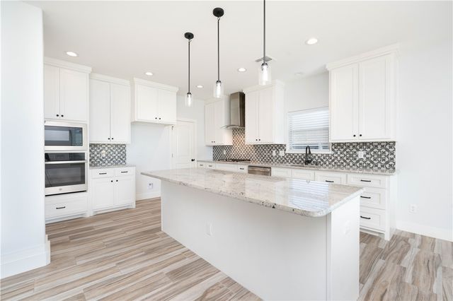 4802 Del Paseo St, Corpus Christi, TX 78411