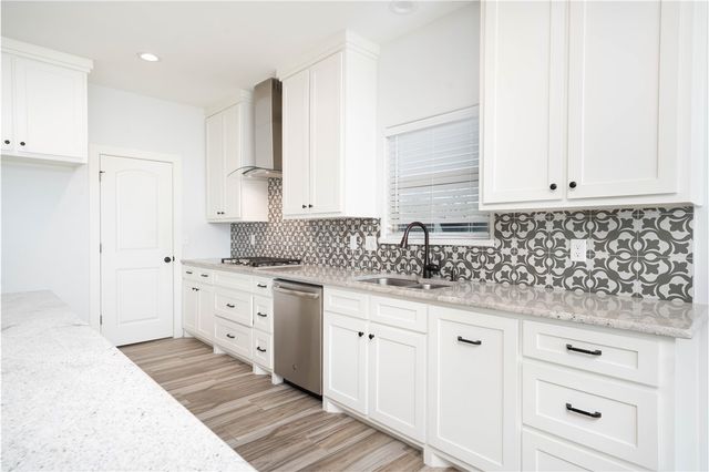 4802 Del Paseo St, Corpus Christi, TX 78411