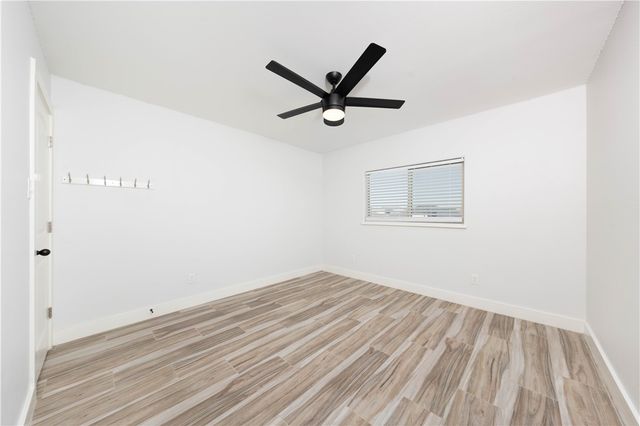 4802 Del Paseo St, Corpus Christi, TX 78411