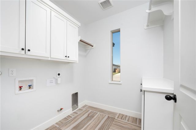 4802 Del Paseo St, Corpus Christi, TX 78411