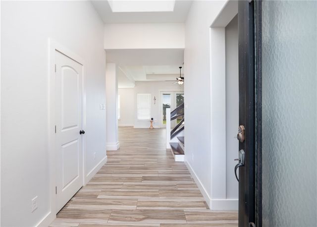 4802 Del Paseo St, Corpus Christi, TX 78411