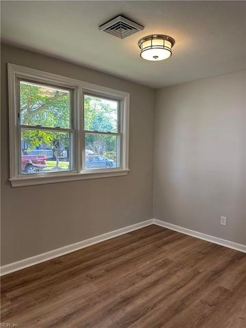 1048 Lindenwood AVE, Norfolk, VA 23504