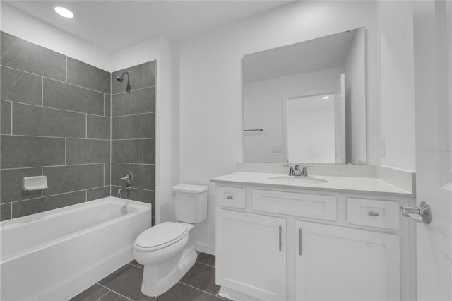 3936 TRIPLE CROWN LOOP, Sanford, FL 32773