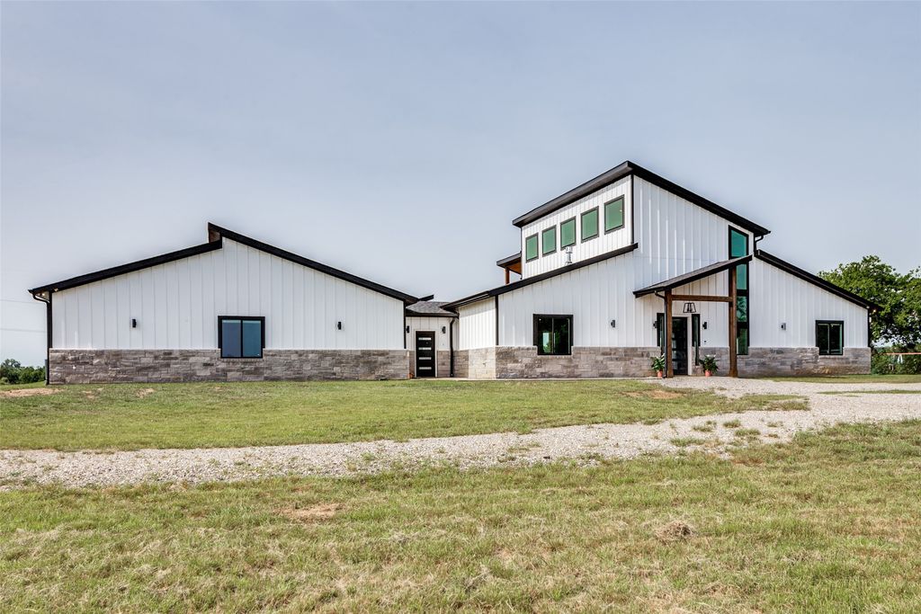 4636 County Road 707, Cleburne, TX 76031