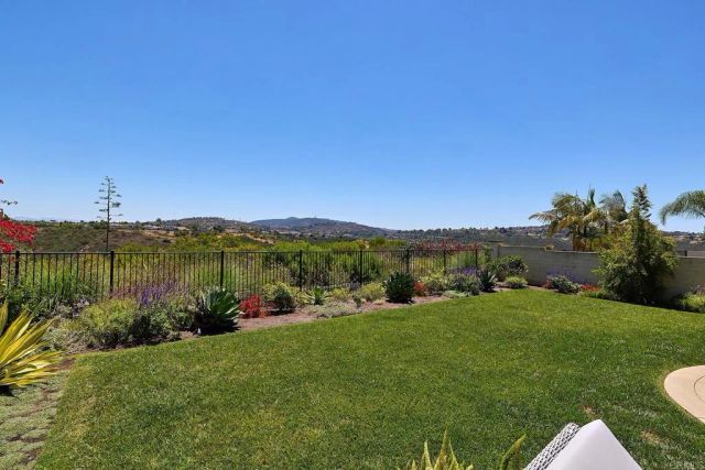 6332 Montecito Drive, Carlsbad, CA 92009