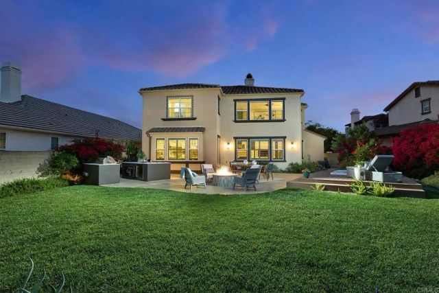 6332 Montecito Drive, Carlsbad, CA 92009