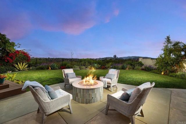 6332 Montecito Drive, Carlsbad, CA 92009