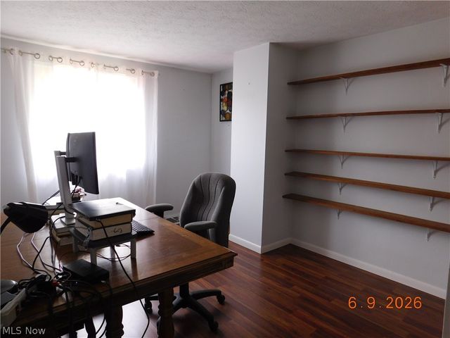 934 Hampton Ridge Drive, Akron, OH 44313