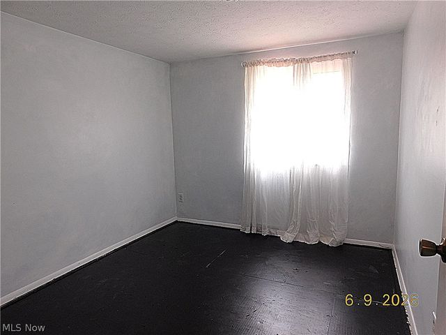 934 Hampton Ridge Drive, Akron, OH 44313