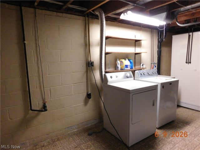 934 Hampton Ridge Drive, Akron, OH 44313