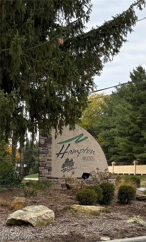 934 Hampton Ridge Drive, Akron, OH 44313