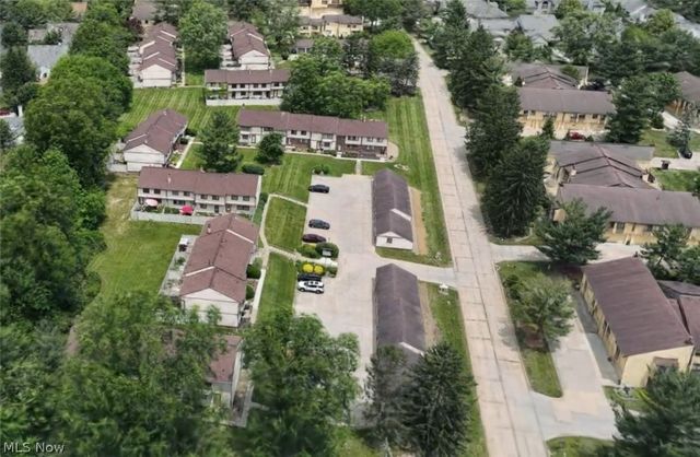 934 Hampton Ridge Drive, Akron, OH 44313