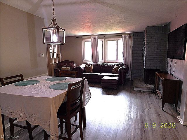 934 Hampton Ridge Drive, Akron, OH 44313