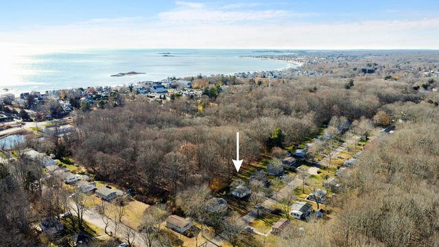 15 Stone Hedge Road, Westbrook, CT 06498