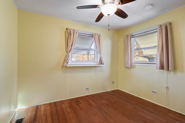 15 Stone Hedge Road, Westbrook, CT 06498