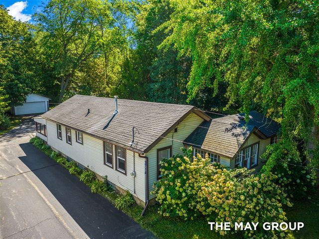 3714 Briggs Boulevard, Grand Rapids, MI 49525