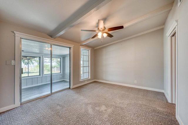 106 Pebble CIR, Buchanan Dam, TX 78609