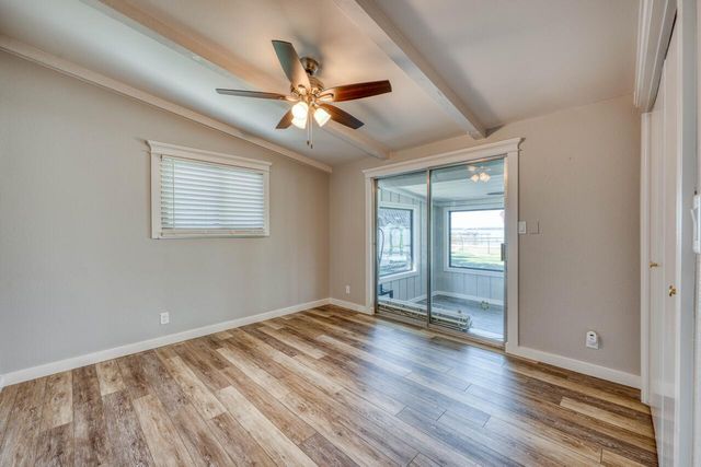 106 Pebble CIR, Buchanan Dam, TX 78609
