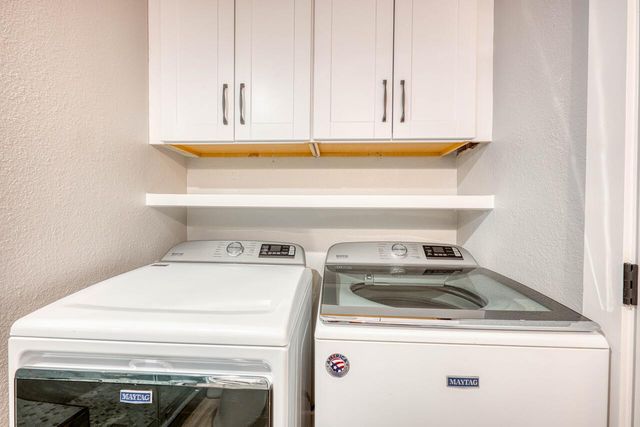 106 Pebble CIR, Buchanan Dam, TX 78609