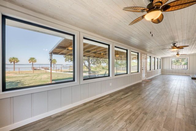 106 Pebble CIR, Buchanan Dam, TX 78609
