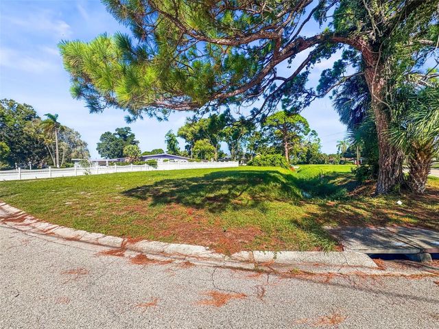 0 CAESAR WAY S, St Petersburg, FL 33712