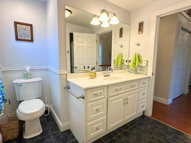 1 Pigeon Hill Ct 1, Rockport, MA 01966