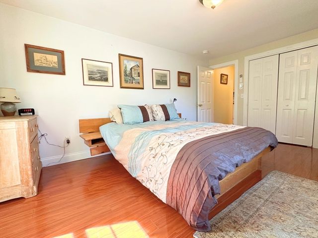 1 Pigeon Hill Ct 1, Rockport, MA 01966