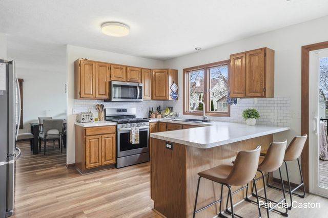 4151 Little Star Court SW, Grandville, MI 49418