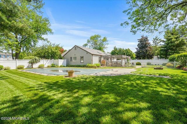 1800 Fairfield Street, Toms River, NJ 08757