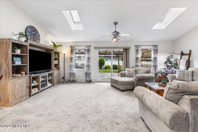 1800 Fairfield Street, Toms River, NJ 08757