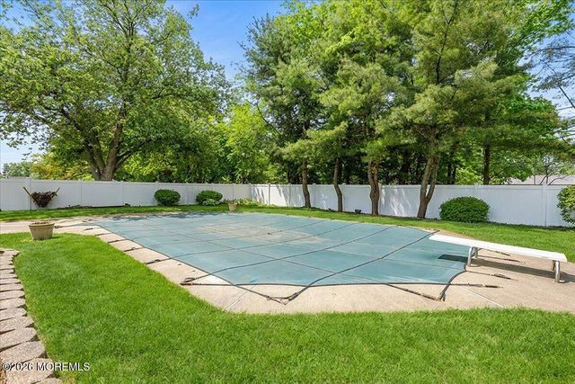 1800 Fairfield Street, Toms River, NJ 08757