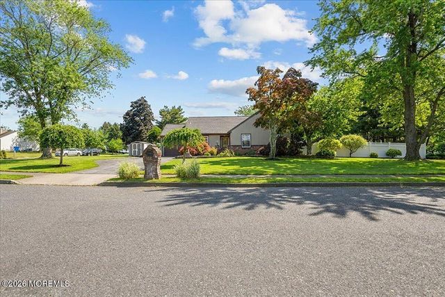 1800 Fairfield Street, Toms River, NJ 08757
