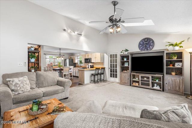 1800 Fairfield Street, Toms River, NJ 08757