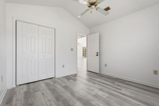 3943 Lochview Dr., Myrtle Beach, SC 29588