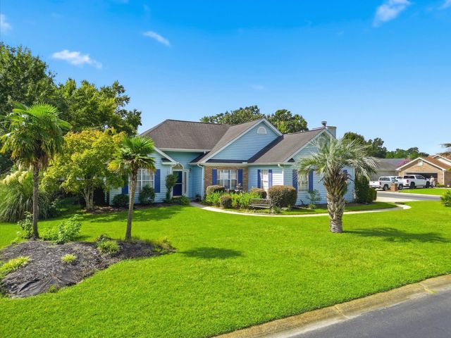3943 Lochview Dr., Myrtle Beach, SC 29588