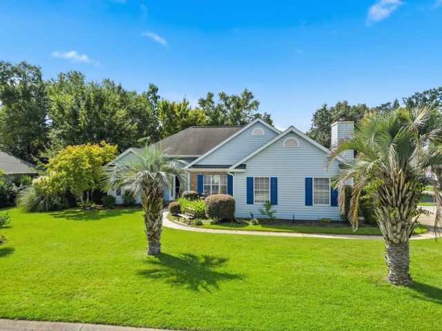 3943 Lochview Dr., Myrtle Beach, SC 29588