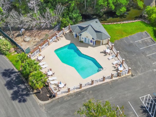3943 Lochview Dr., Myrtle Beach, SC 29588