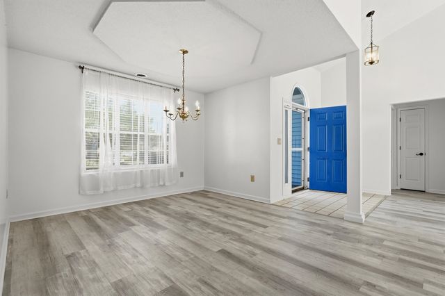 3943 Lochview Dr., Myrtle Beach, SC 29588