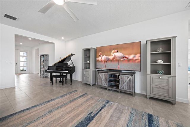 14236 SW Murney Way, Port St. Lucie, FL 34987
